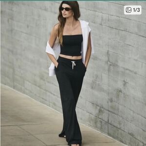 Vuori Halo Essentials Wide Leg Pants Black Medium